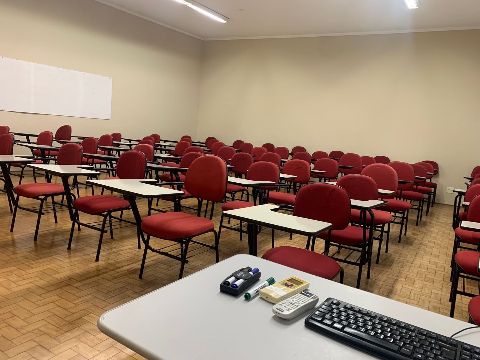 SALA - COD.:36