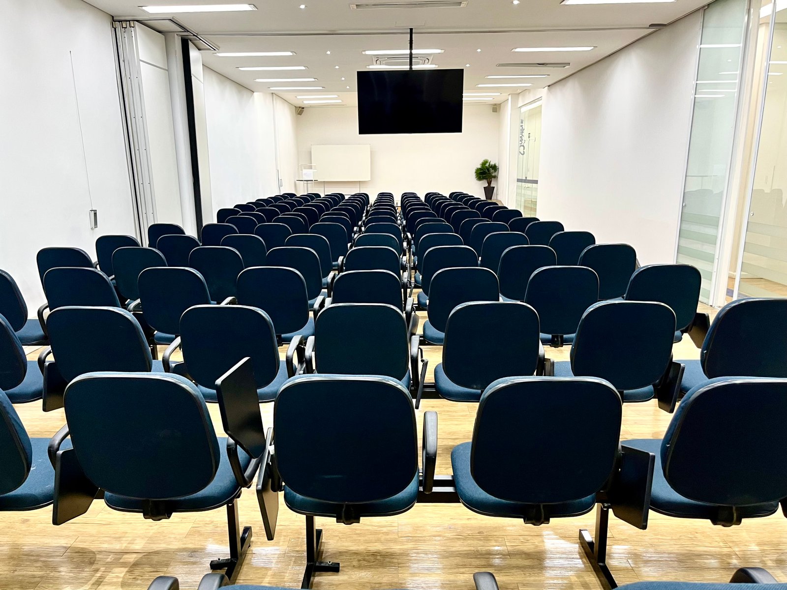 AUDITÓRIO C